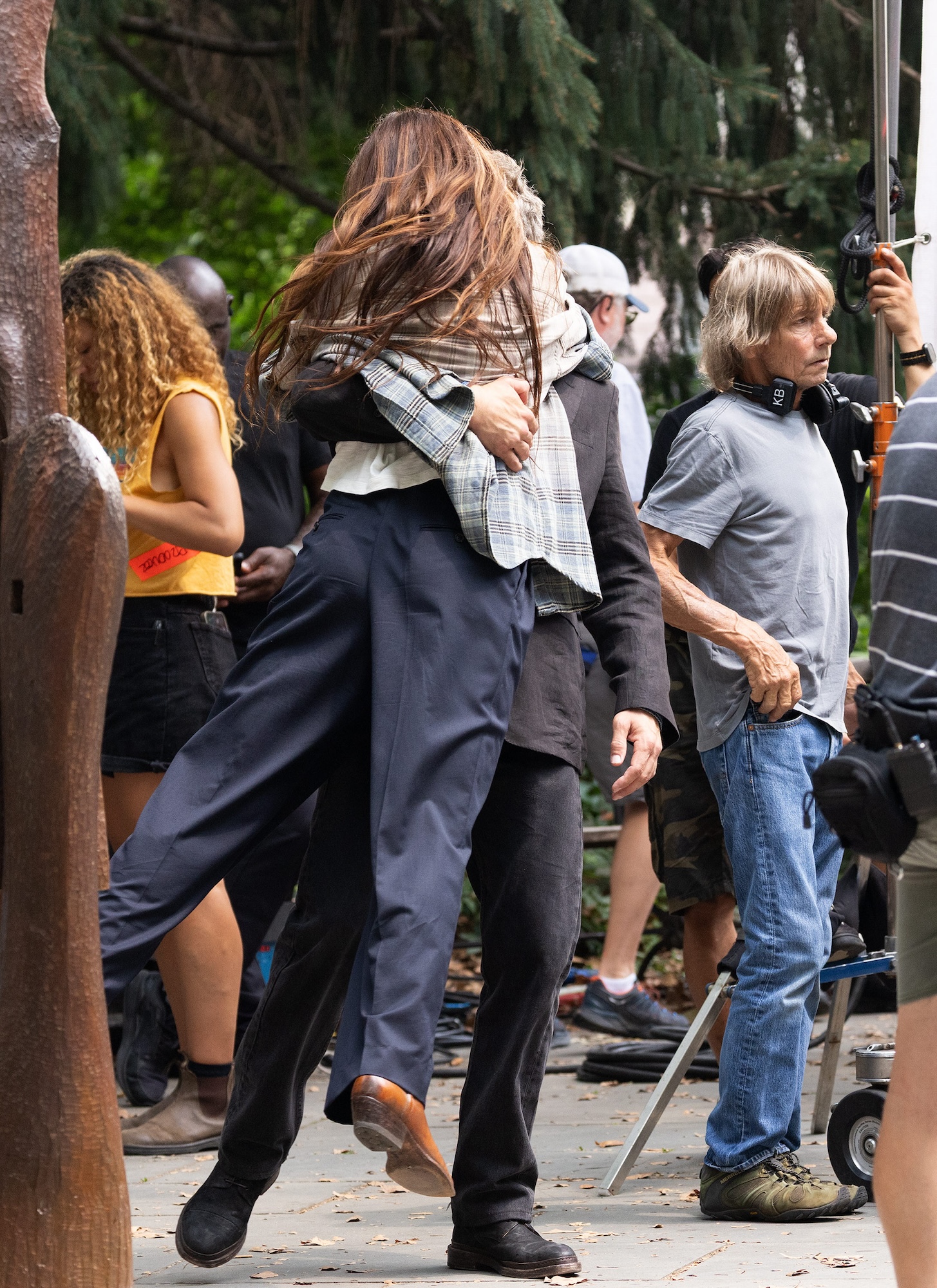 Katie Holmes Leaps Into Joshua Jackson’s Arms on ‘Happy Hours’ Set 
