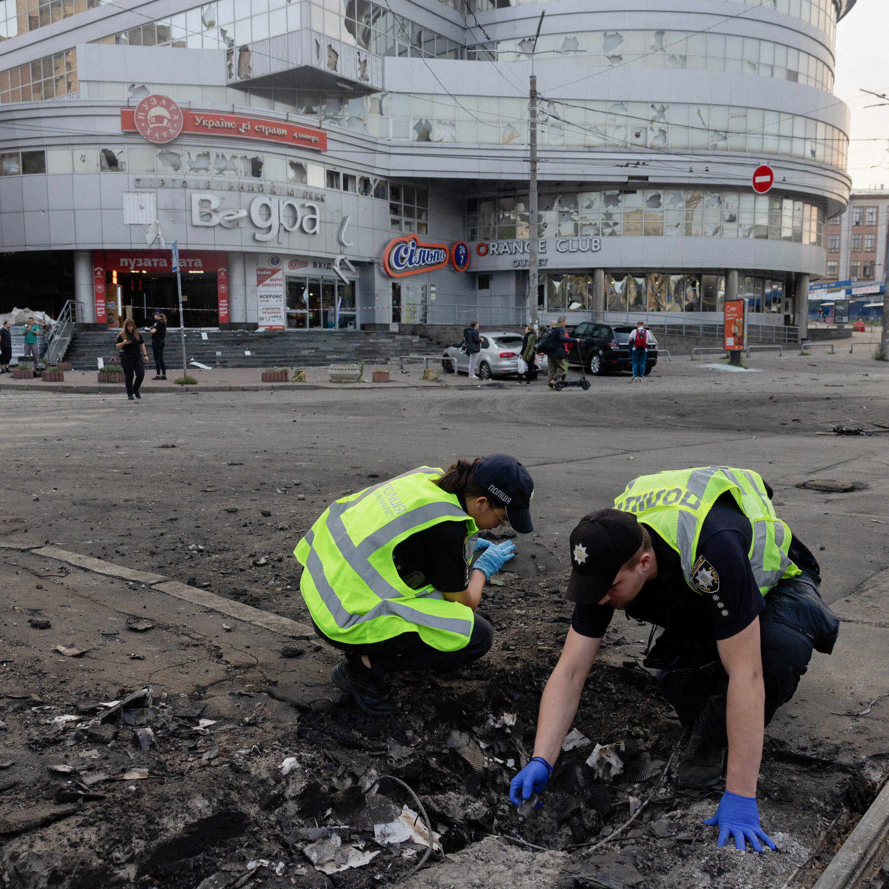 Russia Bombards Ukraine as U.S. Frustration Mounts