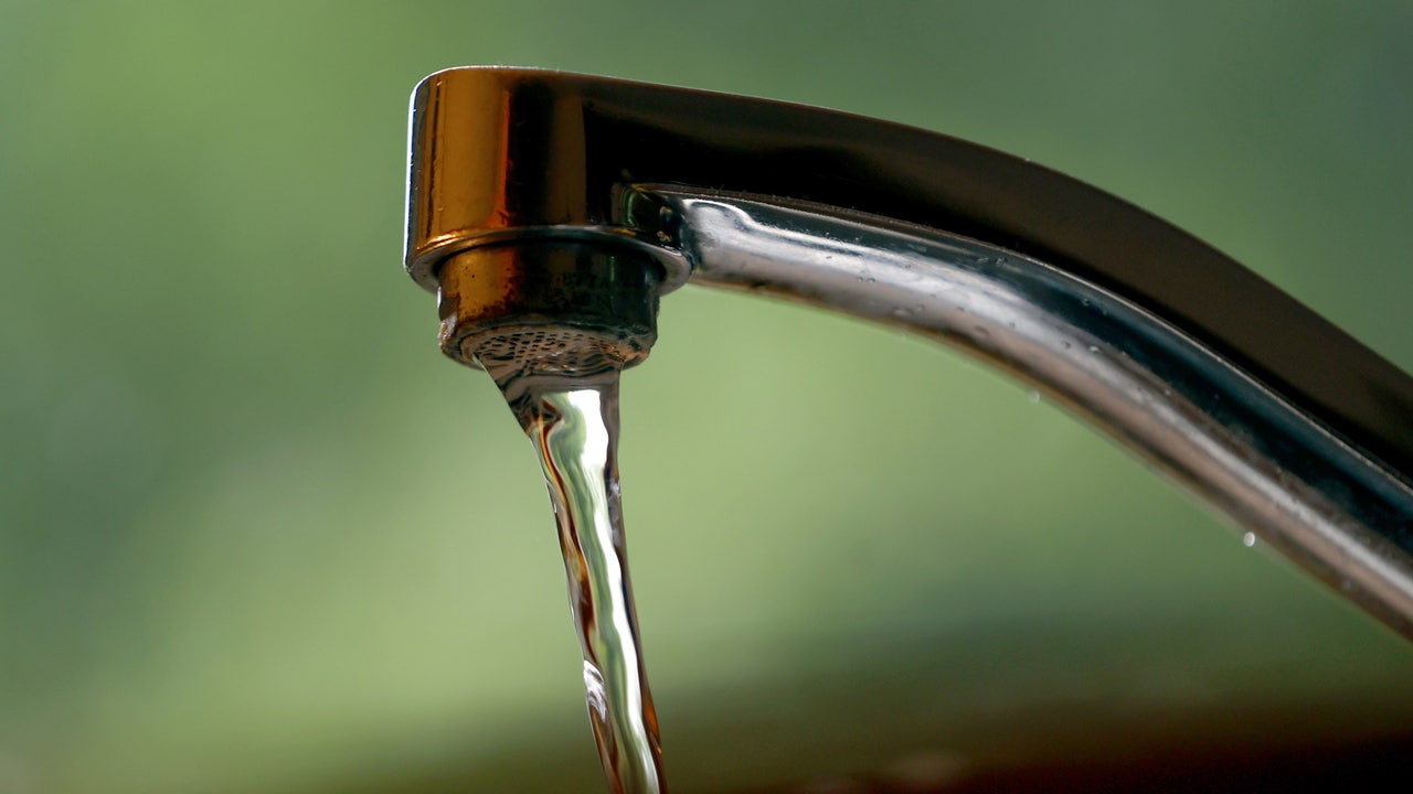 Chicago suburb finds elevated lead levels in water; city announces free filters, water line replacements