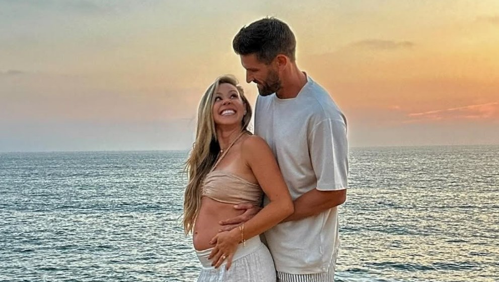 ‘Survivor’ Alum Kara Kay Is Pregnant With Her 1st Baby