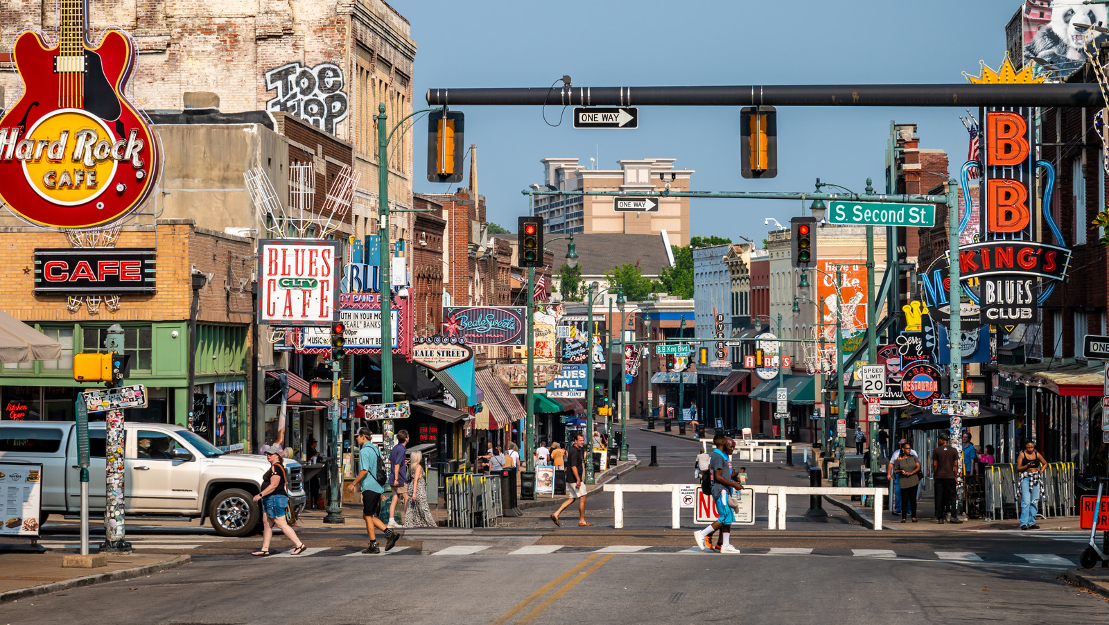Tennessee's Most Walkable City Is Also One Of The Most Dangerous In The Country For Pedestrians