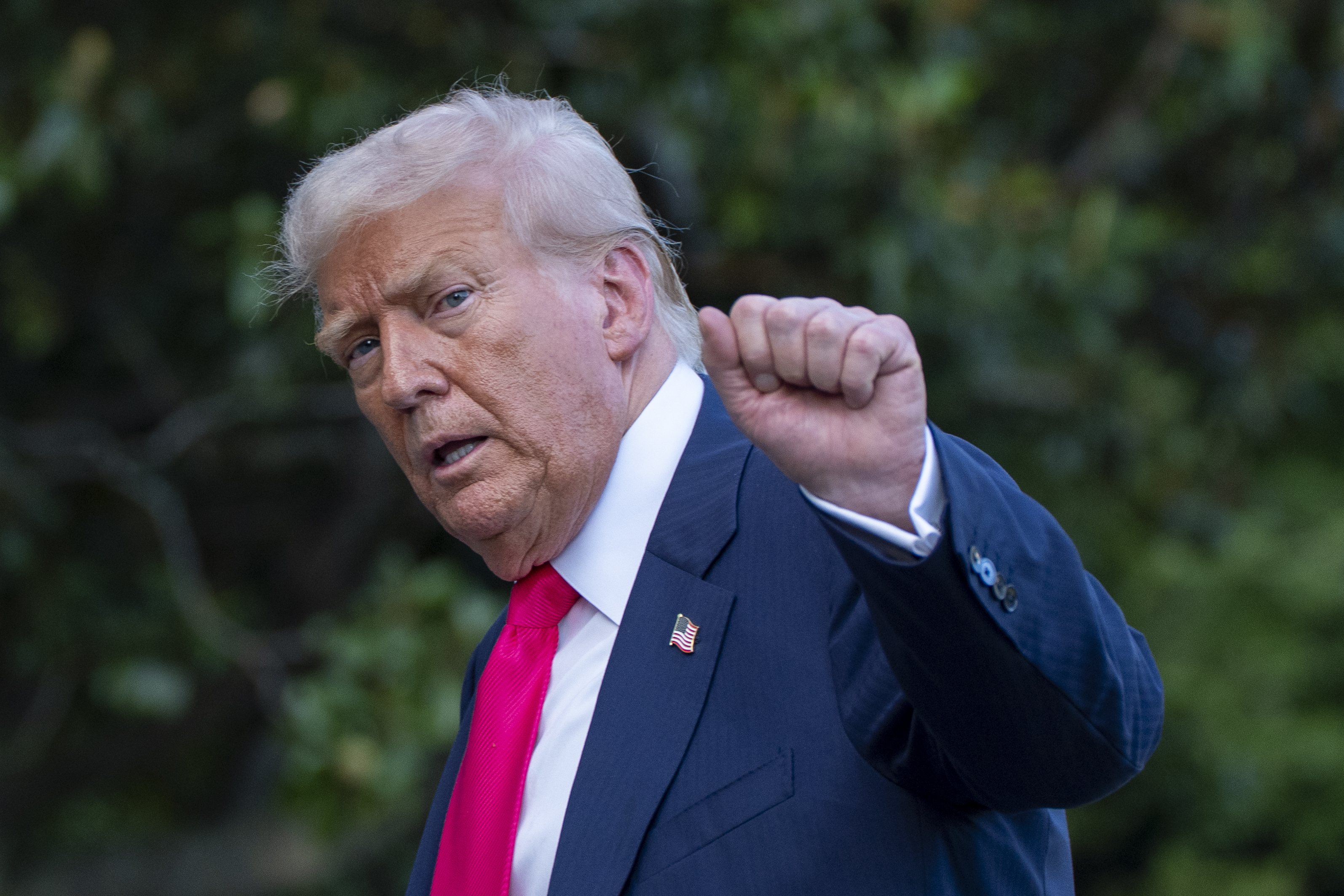 Trump threatens ‘very significant’ Russia sanctions, bashes ‘all talk’ Putin